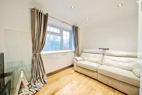 undefined, Pentelow Gardens, Feltham TW14