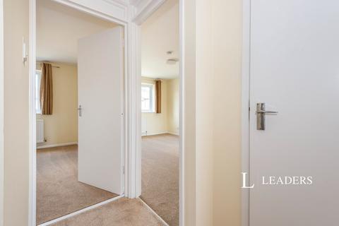 undefined, Bushfield Drive, Redhill, RH1