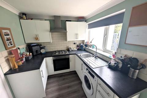 2 bedroom house for sale, Leads Road, Hull
