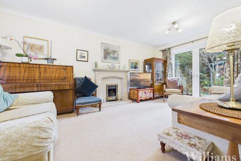 4 bedroom detached house for sale, Newell Close, Aylesbury HP21