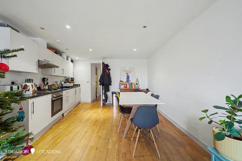 undefined, Stoke Newington High Street, London, N16