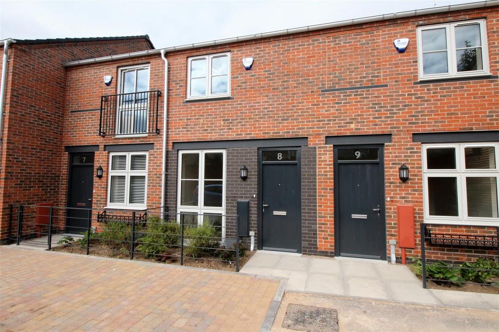 Daybrooke Street, 8 - Front Pic.JPG