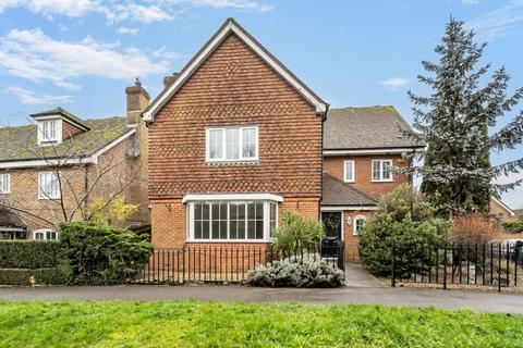 5 bedroom detached house for sale, Barley View, North Waltham, Basingstoke, Hampshire, RG25