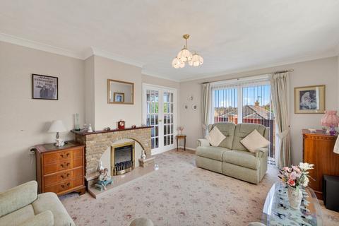 2 bedroom detached bungalow for sale, Milldale Gardens, Kettering NN15