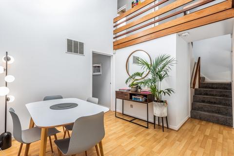 undefined, Lings Coppice, London, SE21