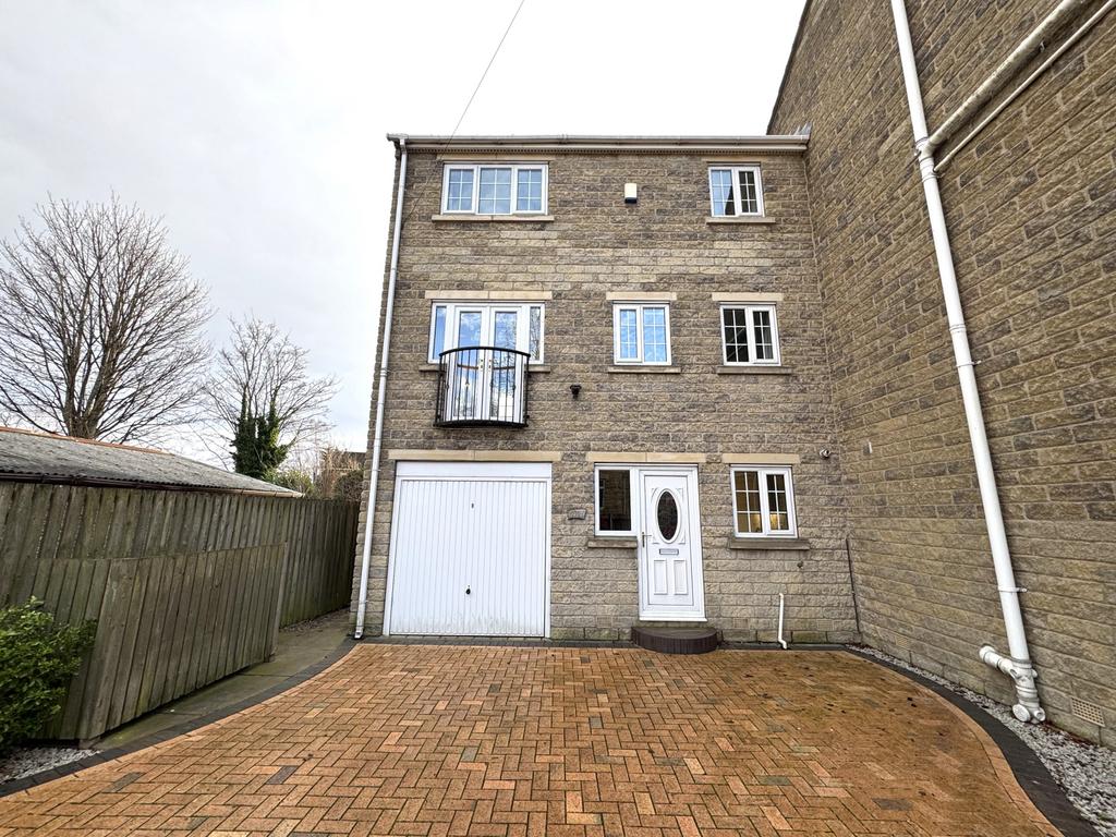 3 Bedroom Townhouse