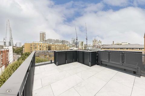 undefined, Queen Elizabeth Street, London SE1