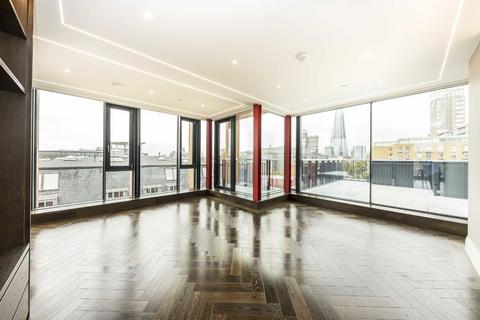 undefined, Queen Elizabeth Street, London SE1