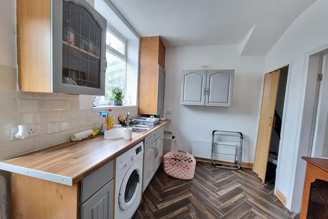 undefined, Doe Royd Crescent, Sheffield S5