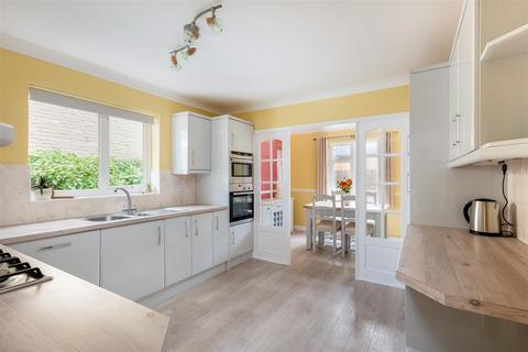 undefined, Foxfield, Chipping Norton OX7