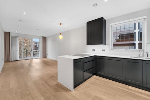 2 bedroom apartment to rent, Palladian Gardens, London W4