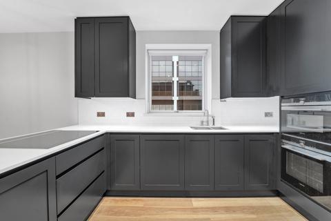 2 bedroom apartment to rent, Palladian Gardens, London W4