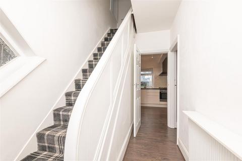 undefined, Highfield Grove, Elland