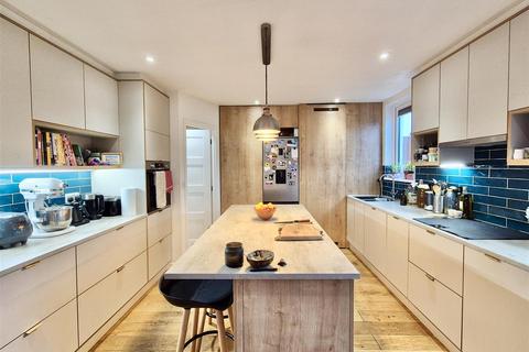 undefined, Gibson Way, Porthleven TR13