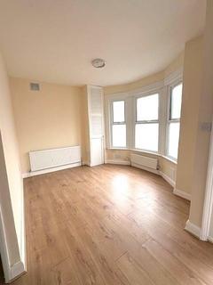 1 bedroom flat to rent, District Road , Wembley, Middlesex, HA0 2LE