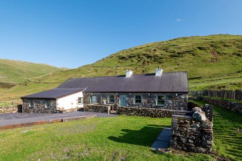 3 bedroom detached house for sale, Yr Helfa, Llanberis, Caernarfon, Gwynedd, LL55 4UW