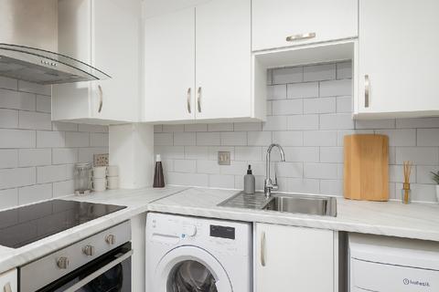 2 bedroom apartment for sale, Sylvester Path, London