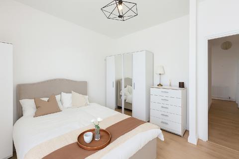 2 bedroom apartment for sale, Sylvester Path, London