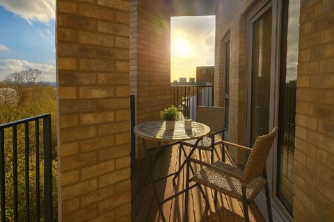 3 bedroom apartment for sale, The Grove, Stratford, London