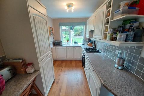 3 bedroom semi-detached house to rent, Greenacres, Somerset BA1