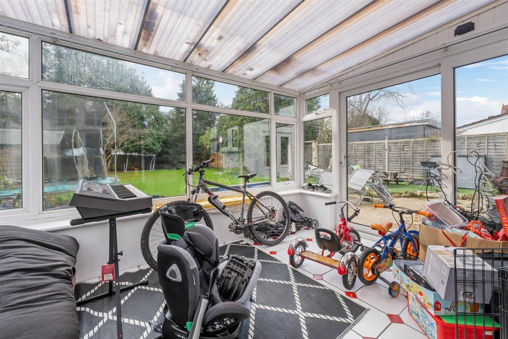 98 Lowther Road - 13.jpg