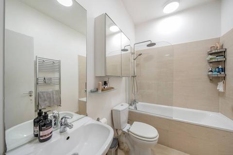 2 bedroom flat for sale, Melgund Road, Highbury and Islington, London, N5