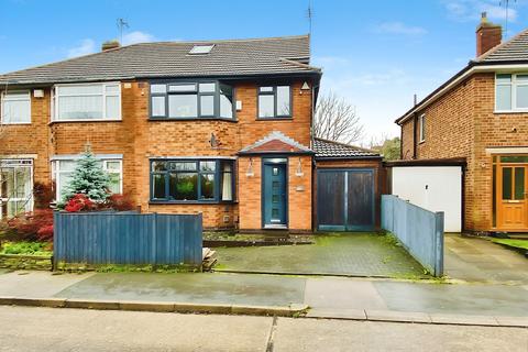 4 bedroom semi-detached house for sale, Kingsway North, Braunstone Town, LE3