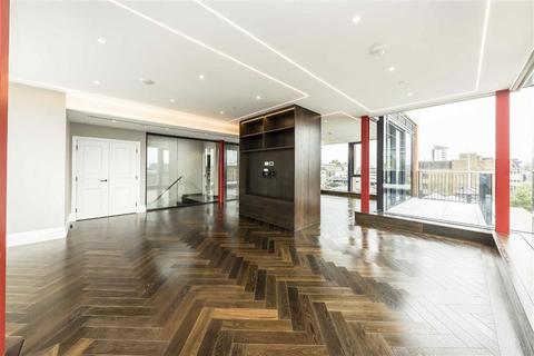 undefined, Queen Elizabeth Street, London SE1