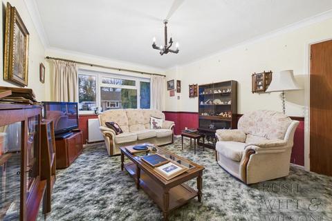 2 bedroom bungalow for sale, Norman Close, Battle