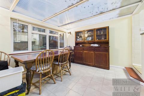 2 bedroom bungalow for sale, Norman Close, Battle