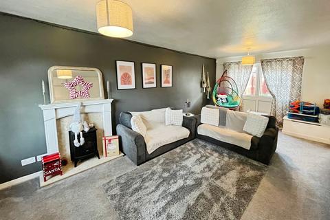 3 bedroom end of terrace house for sale, Allinson Close, Leicestershire LE5