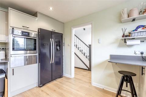 undefined, High Road, Byfleet, West Byfleet, Surrey, KT14