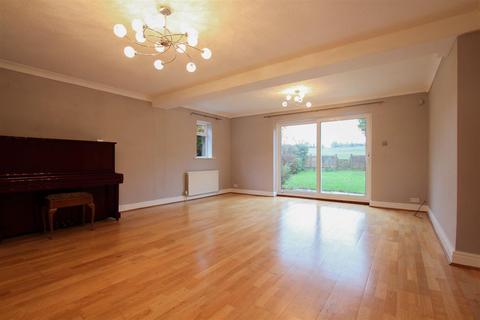 undefined, De Vigier Avenue, Saffron Walden CB10