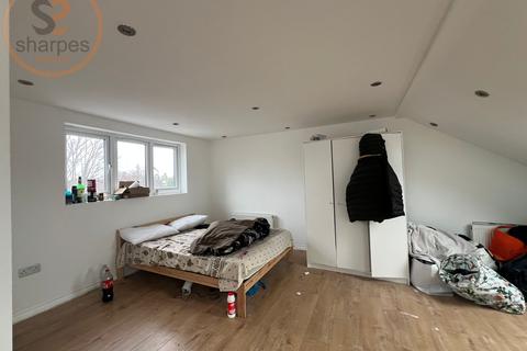 undefined, North Gardens, London