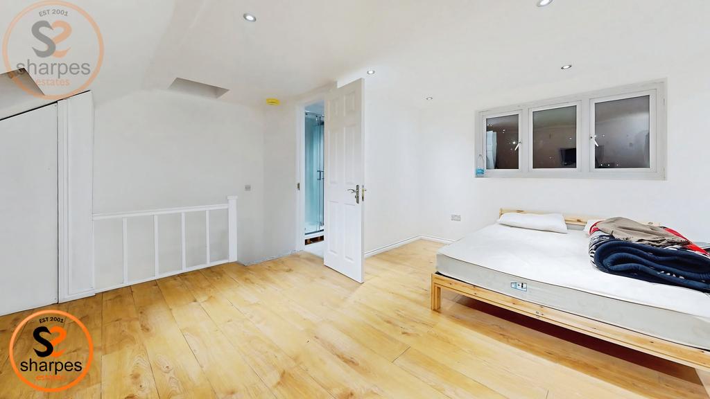 Bbfb7753-1g9 Lm1 RD9i4-Bedroom
