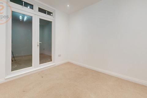 undefined, North Gardens, London
