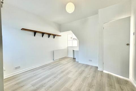 undefined, Esslemont Road, Southsea