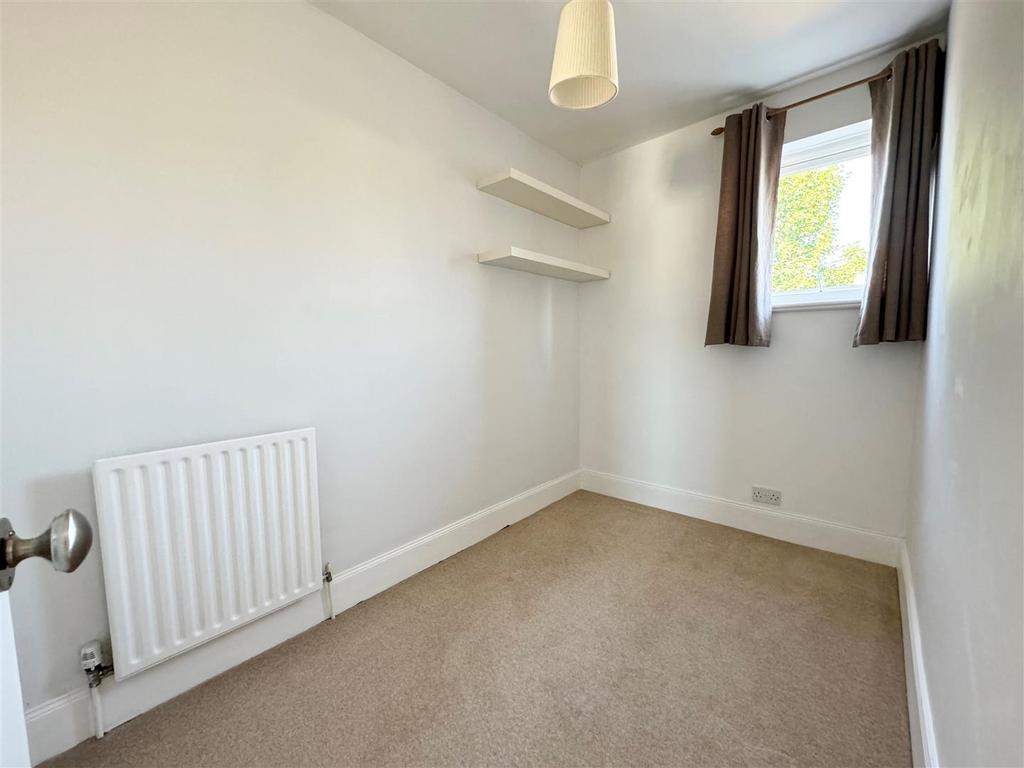 Single Bedroom