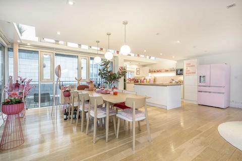 2 bedroom flat for sale, High Holborn, LONDON WC1V