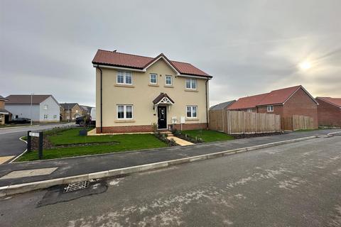 4 bedroom detached house for sale, Hart Grove, Stowmarket IP14