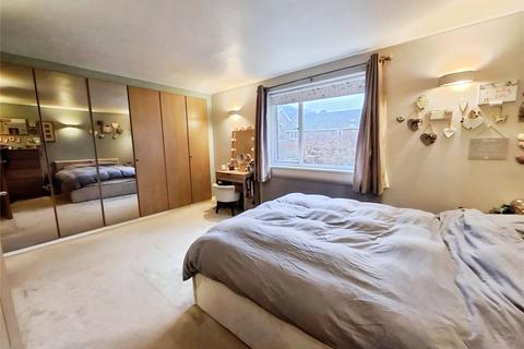 5 bedroom detached house for sale, Coleridge Avenue, Yateley, Hampshire