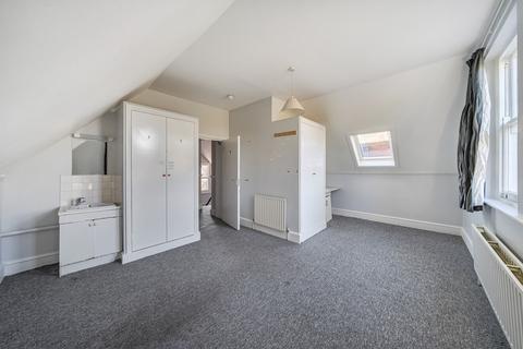 5 bedroom house for sale, Knatchbull Road, London SE5