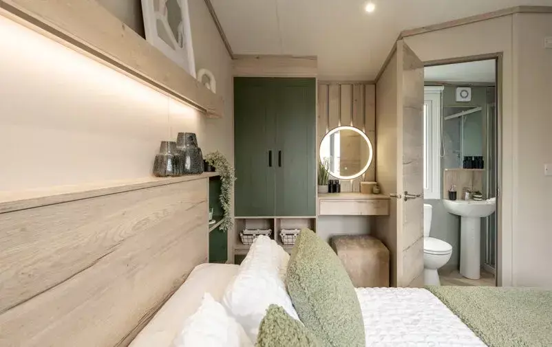 Dmc 200825 Victory 33 Web 802x505 F50 50