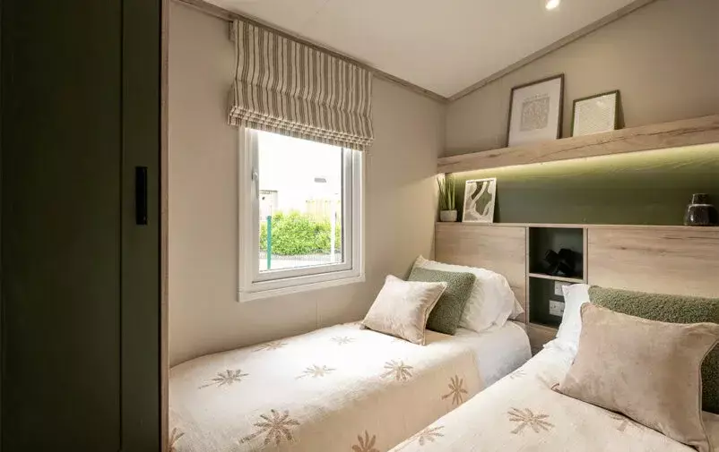 Dmc 200825 Victory 18 Web 802x505 F50 50