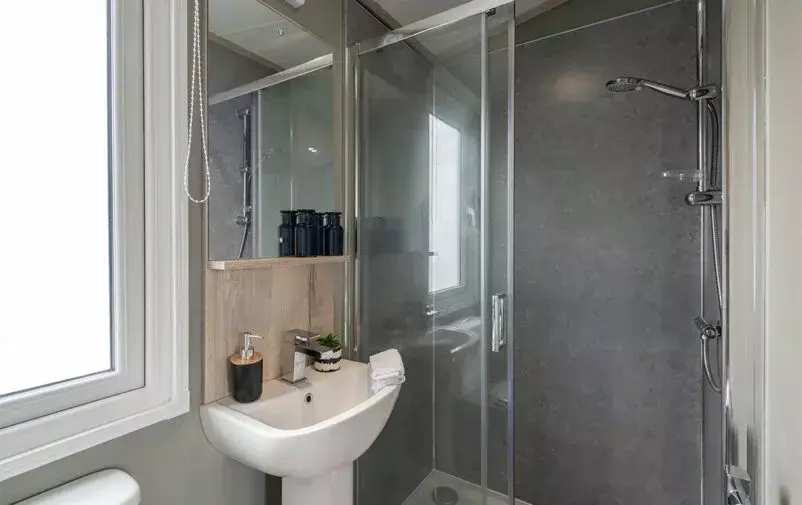 Dmc 200825 Victory 35 Web 802x505 F50 50