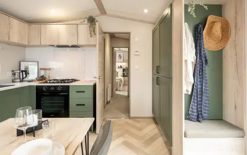 Dmc 200825 Victory 13 Web 802x505 F50 50