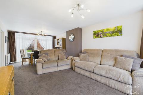 undefined, Poplars Road, Buckingham, MK18