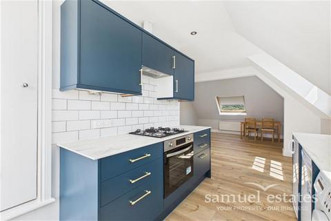 1 bedroom flat for sale, Streatham High Road, London, London, SW16