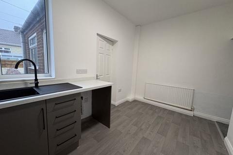 2 bedroom house to rent, Eleventh Street, Blackhall TS27