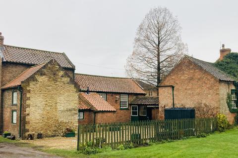 2 bedroom detached house to rent, Park Lane, Scawby DN20